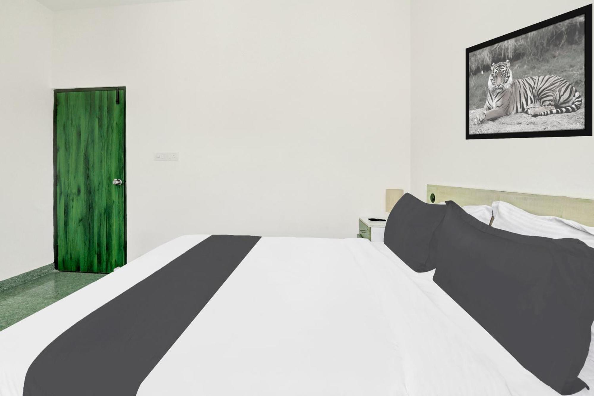 Hotel O Sri Manjunatha Deluxe Suites Bangalore Dış mekan fotoğraf