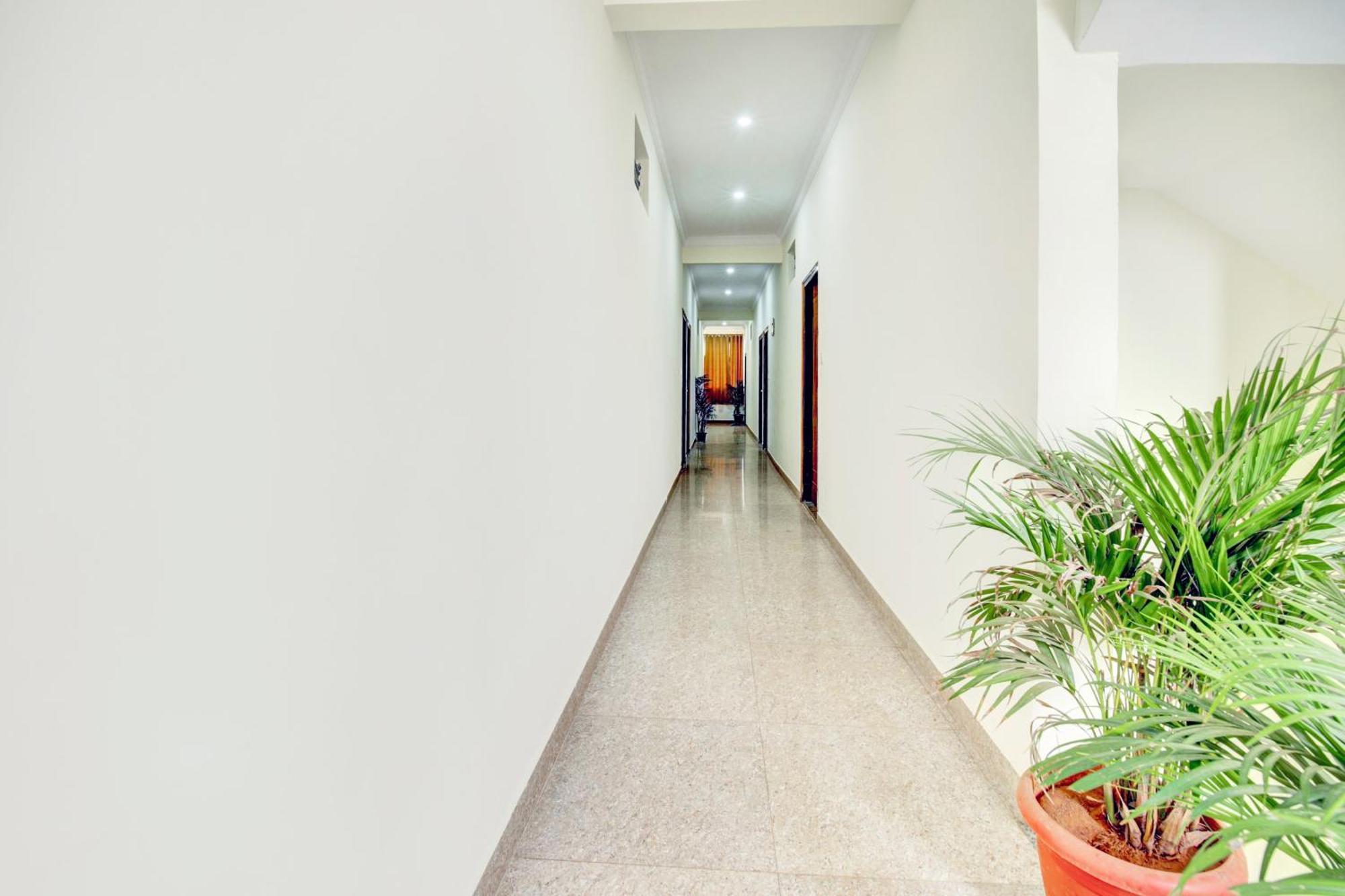 Hotel O Sri Manjunatha Deluxe Suites Bangalore Dış mekan fotoğraf
